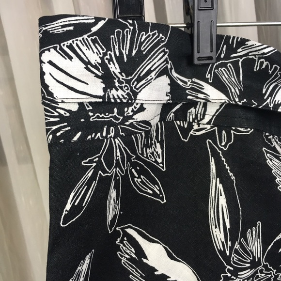 🦋 3 for $25 - Merona Linen Floral Skirt - Picture 5 of 5